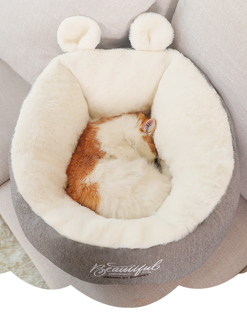 LuxeCloud Warming Pet Bed